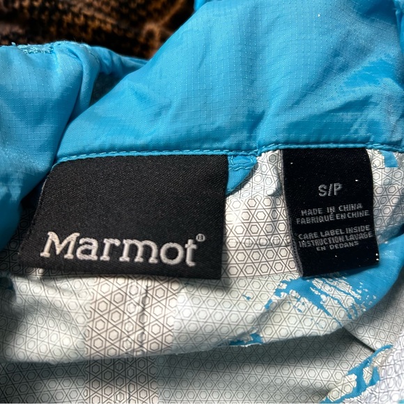Marmot jacket water resistant sz small with hood blue good condition - Picture 3 of 3